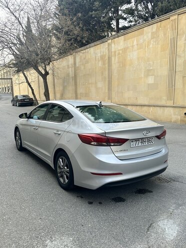 Hyundai Elantra 2017, 150,000 km - 2.0 л - Bakı