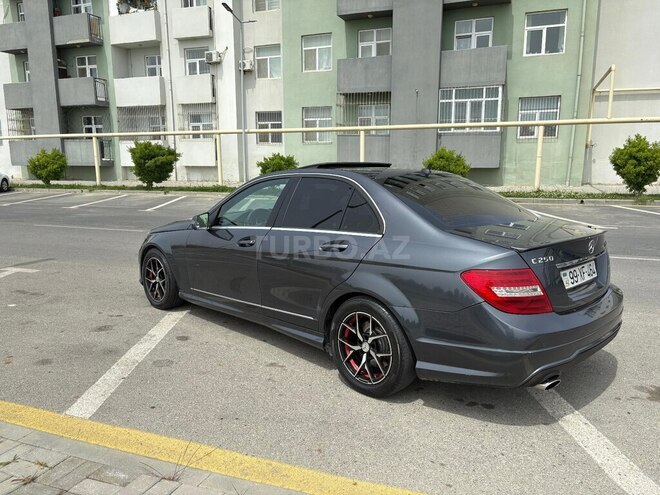 Mercedes C 250 2014, 198,000 km - 1.8 л - Bakı
