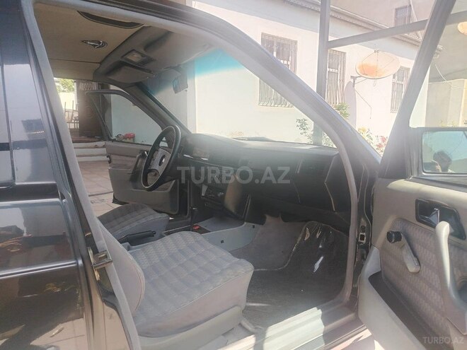 Mercedes 190 1991, 252,856 km - 2.0 l - Sumqayıt