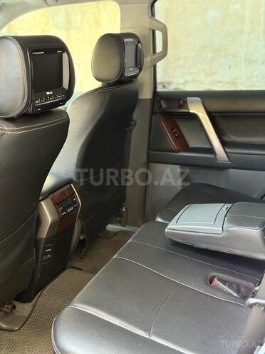 Toyota Land Cruiser Prado 2011, 300,000 km - 2.7 l - Bakı