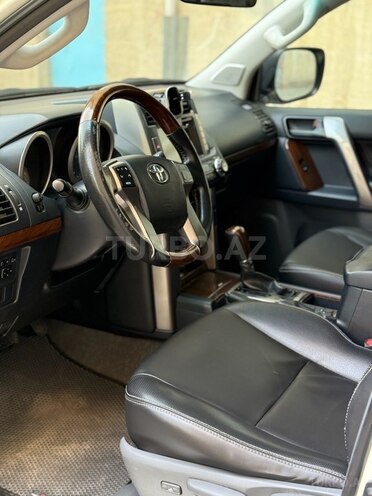 Toyota Land Cruiser Prado 2011, 300,000 km - 2.7 l - Bakı