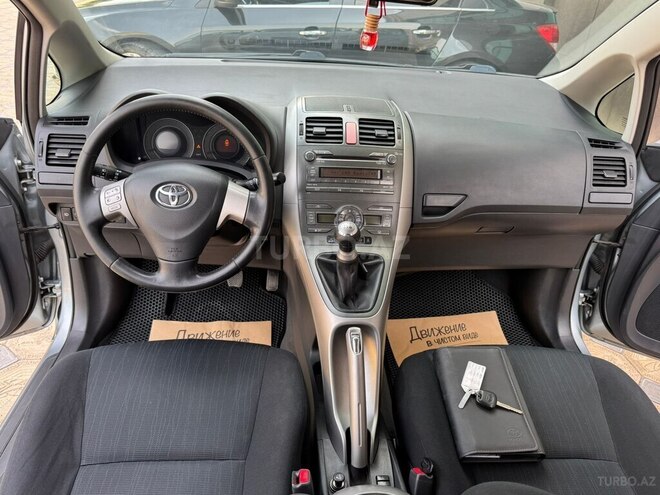 Toyota Auris 2008, 258,300 km - 1.4 l - Gəncə