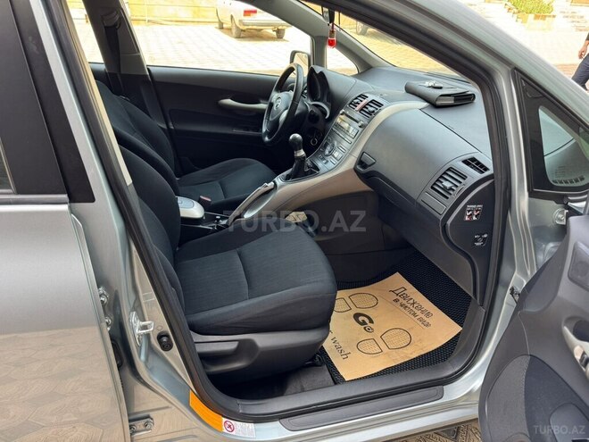 Toyota Auris 2008, 258,300 km - 1.4 l - Gəncə