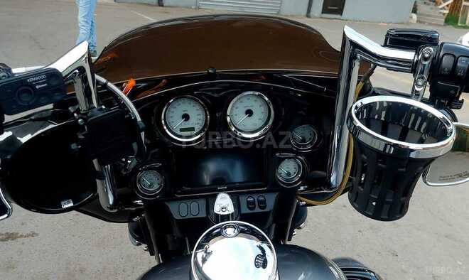 Harley-Davidson FLHX Street Glide-7