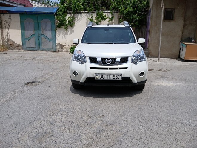 Nissan X-Trail 2014, 180,000 km - 2.5 л - Bakı
