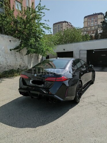 BMW M5 2024, 4,500 km - 4.4 л - Bakı