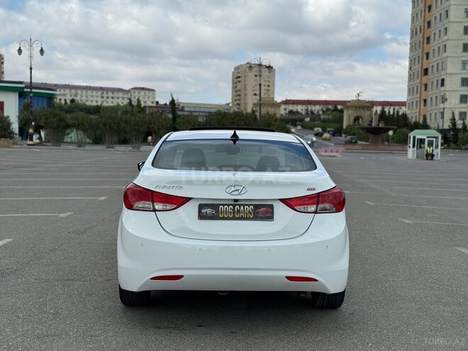 Hyundai Elantra 2013, 231,000 km - 1.6 l - Sumqayıt