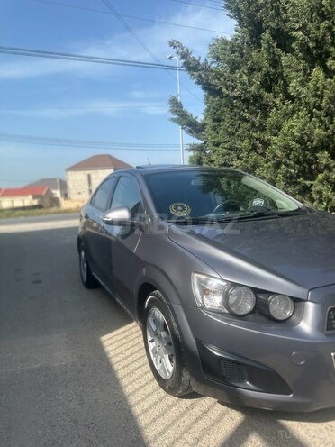 Chevrolet Aveo-3