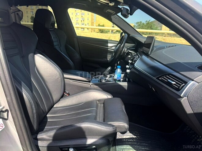 BMW 520-15
