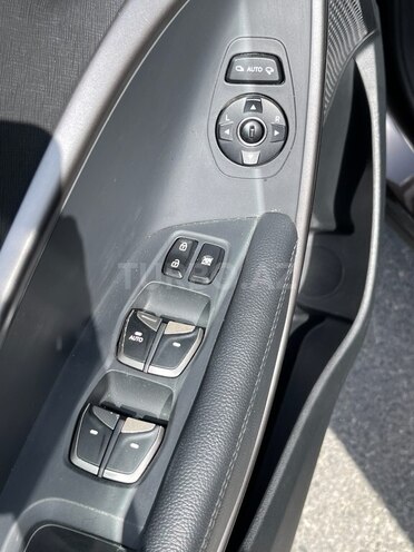 Hyundai Santa Fe 2016, 83,500 km - 2.0 л - Bakı