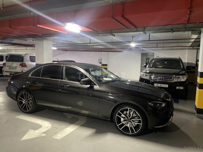 Mercedes E 300 de-9