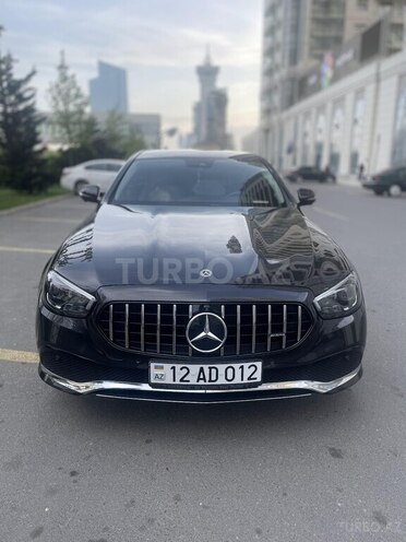 Mercedes E 300 de-8