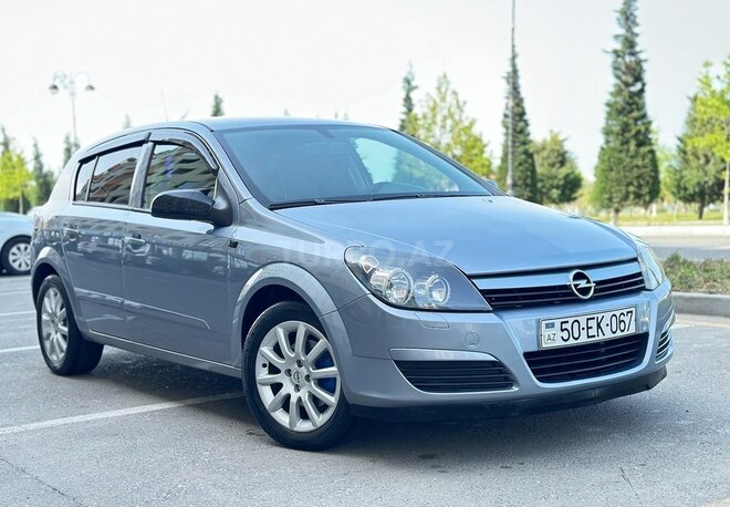 Opel Astra 2004, 207,000 km - 1.4 l - Bakı