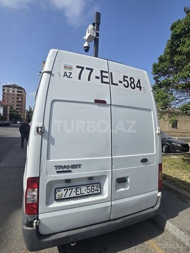 Ford Transit-4
