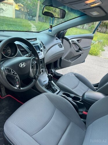 Hyundai Elantra 2015, 142,000 km - 1.8 l - Bakı