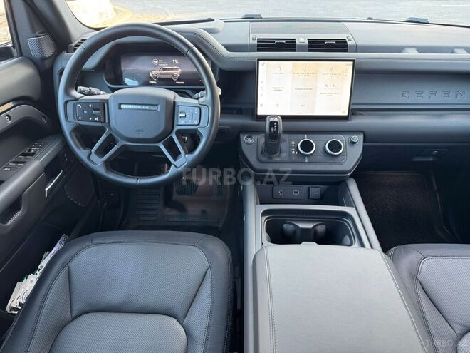 Land Rover Defender-12