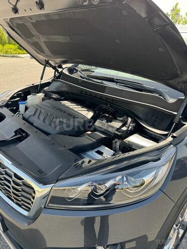 Kia Sorento-17