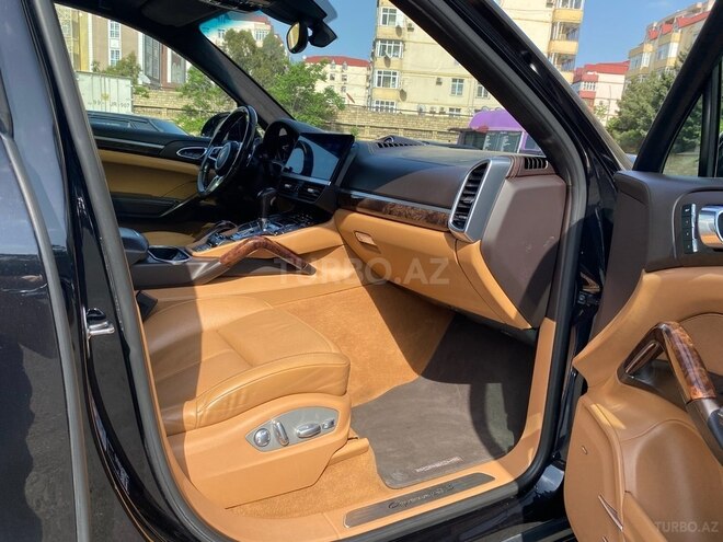 Porsche Cayenne GTS 2016, 92,000 km - 3.6 л - Bakı