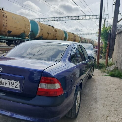 Opel Vectra 1996, 350,000 km - 1.6 l - Bakı