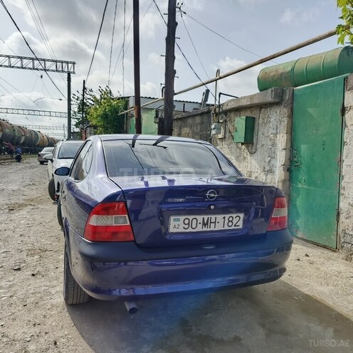 Opel Vectra 1996, 350,000 km - 1.6 l - Bakı
