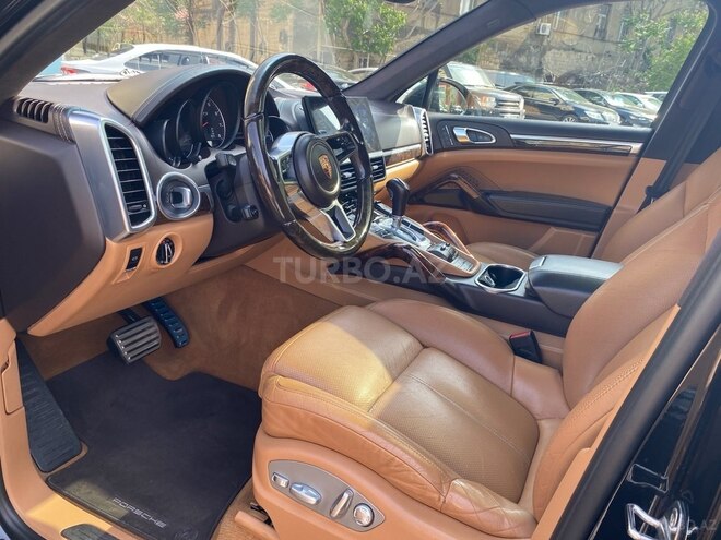 Porsche Cayenne GTS 2016, 92,000 km - 3.6 л - Bakı