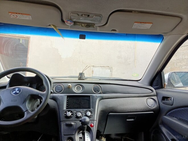 Mitsubishi Airtrek 2002, 280,000 km - 2.0 л - Bakı