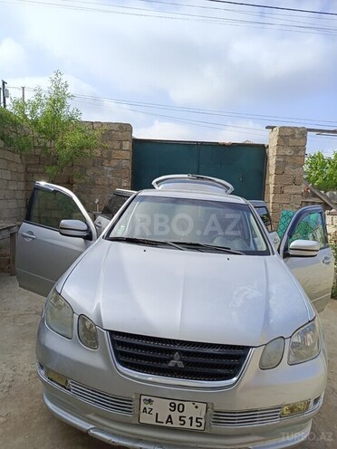 Mitsubishi Airtrek 2002, 280,000 km - 2.0 л - Bakı