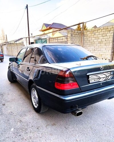 Mercedes C 200 1999, 320,000 km - 2.0 л - Bakı