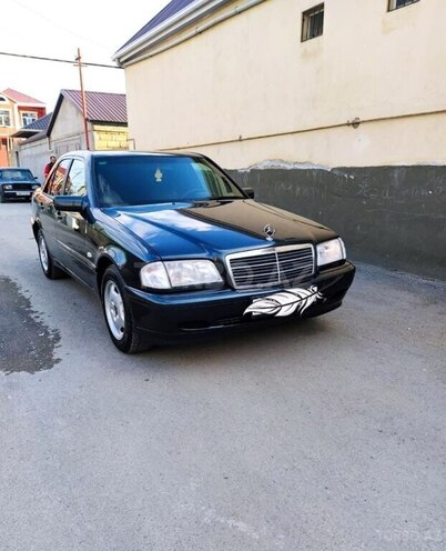 Mercedes C 200 1999, 320,000 km - 2.0 л - Bakı