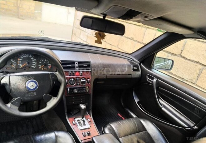 Mercedes C 200 1999, 320,000 km - 2.0 л - Bakı