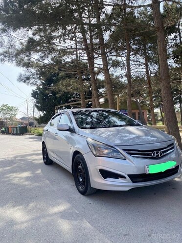 Hyundai Accent 2015, 260,000 km - 1.6 л - Bakı