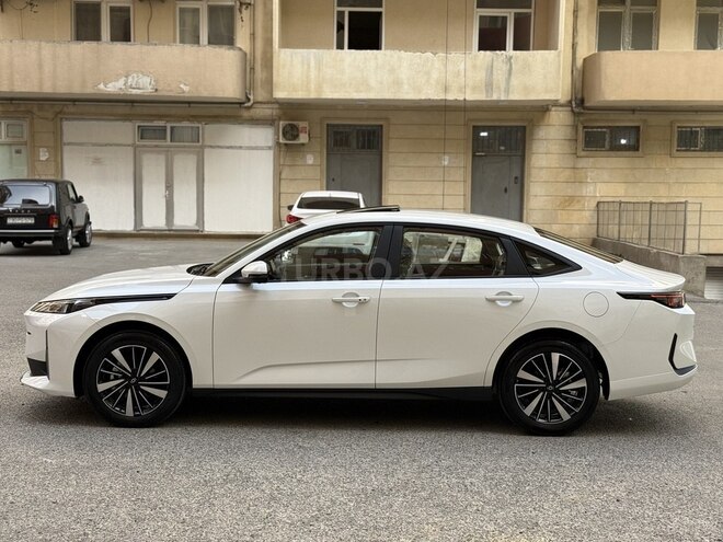 Changan Qiyuan A05 2025, 0 km - 1.5 l - Bakı