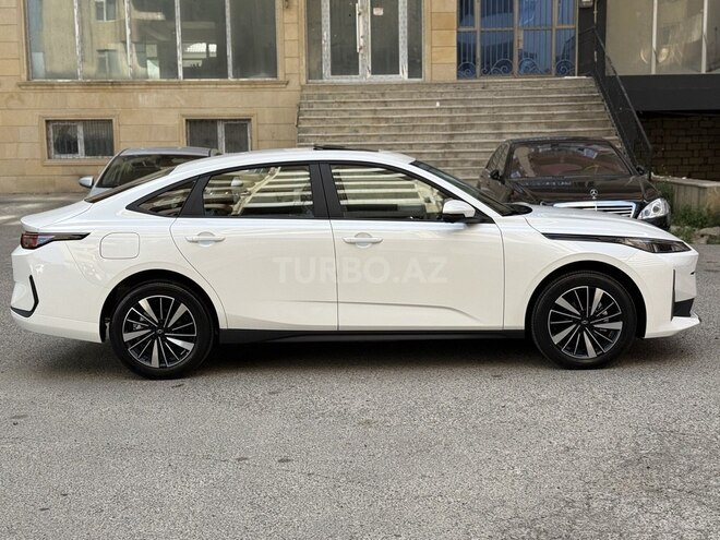 Changan Qiyuan A05 2025, 0 km - 1.5 l - Bakı