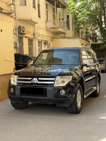 Mitsubishi Pajero 2007, 235,000 km - 3.0 l - Bakı