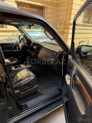 Mitsubishi Pajero 2007, 235,000 km - 3.0 l - Bakı
