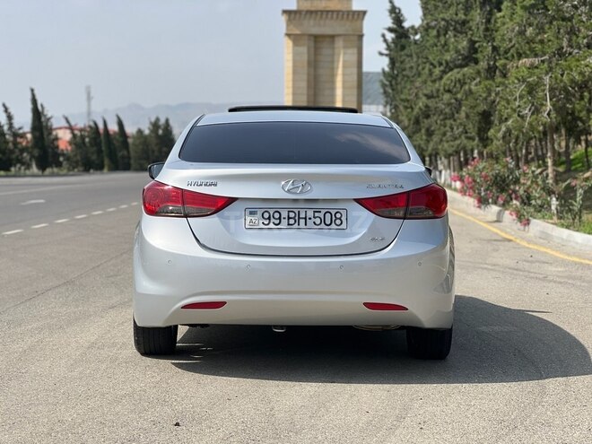 Hyundai Elantra 2011, 175,000 km - 1.8 l - Şirvan
