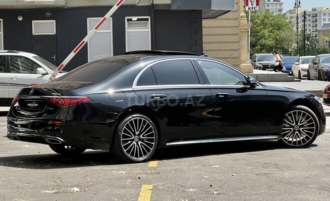 Mercedes S 500 4MATIC-13
