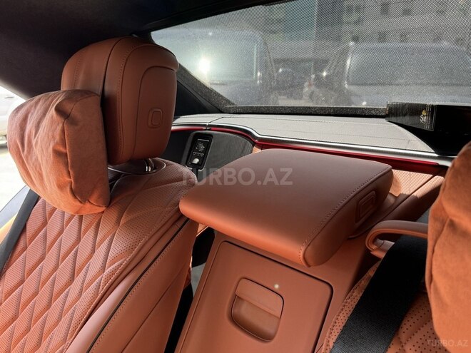 Mercedes S 500 4MATIC-8