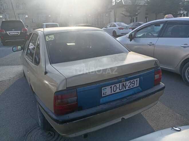Opel Vectra 1990, 161,621 km - 2.0 l - Şəmkir