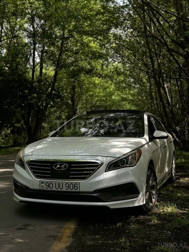 Hyundai Sonata-1