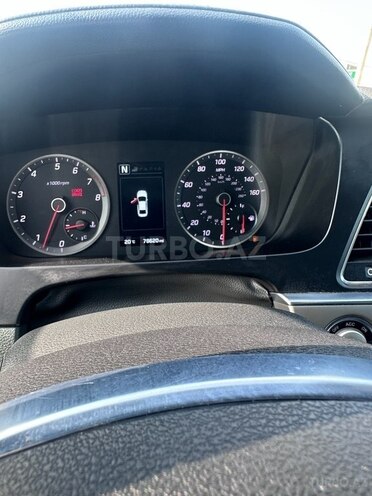 Hyundai Sonata-7