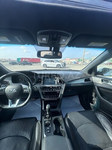 Hyundai Sonata-9