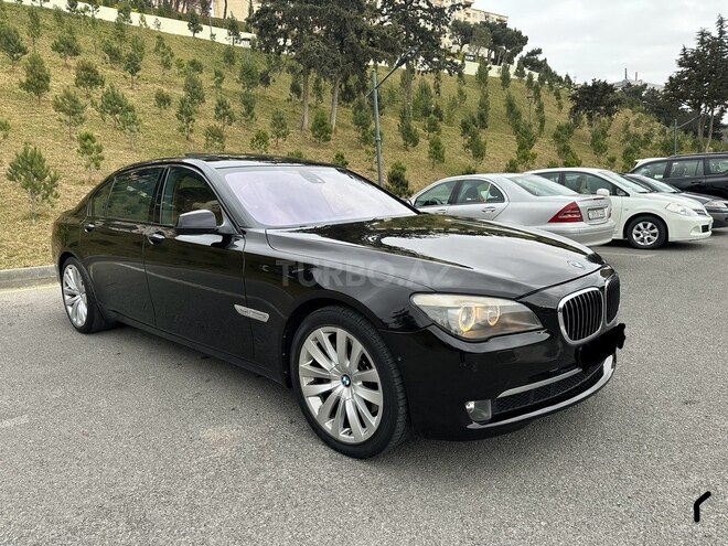 BMW 750 2011, 260,000 km - 4.4 l - Bakı