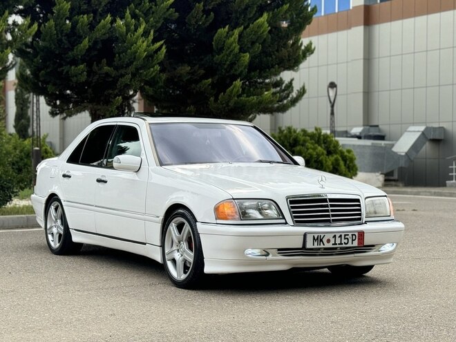 Mercedes C 230 1998, 236,000 km - 2.3 l - Saatlı