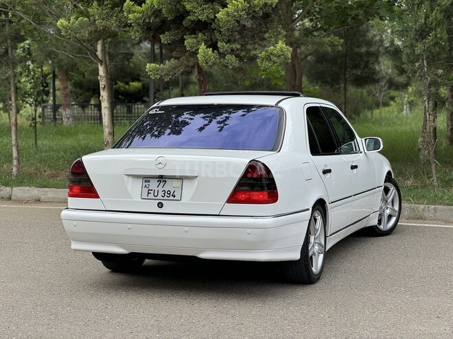 Mercedes C 230 1998, 236,000 km - 2.3 l - Saatlı