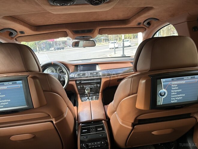 BMW 750 2011, 260,000 km - 4.4 l - Bakı