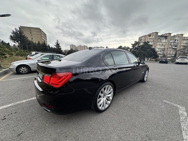 BMW 750 2011, 260,000 km - 4.4 l - Bakı