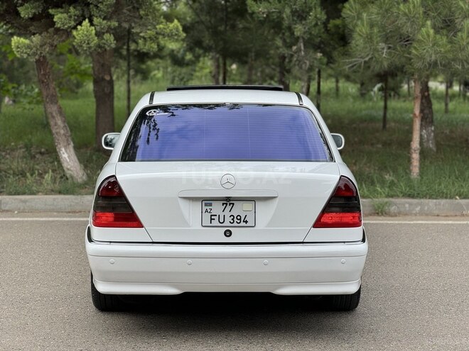 Mercedes C 230 1998, 236,000 km - 2.3 l - Saatlı