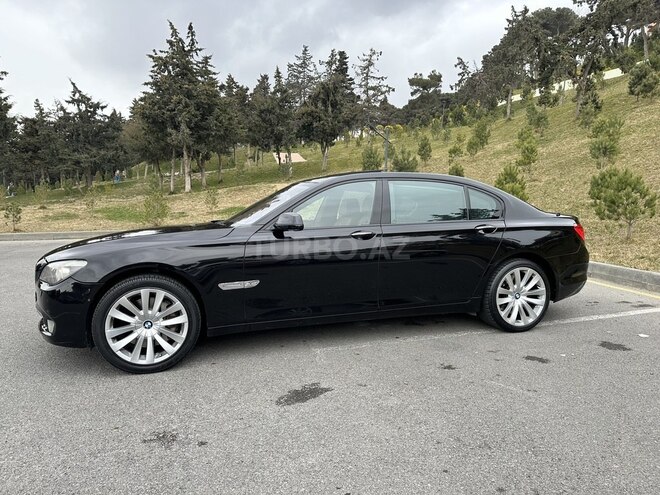 BMW 750 2011, 260,000 km - 4.4 l - Bakı