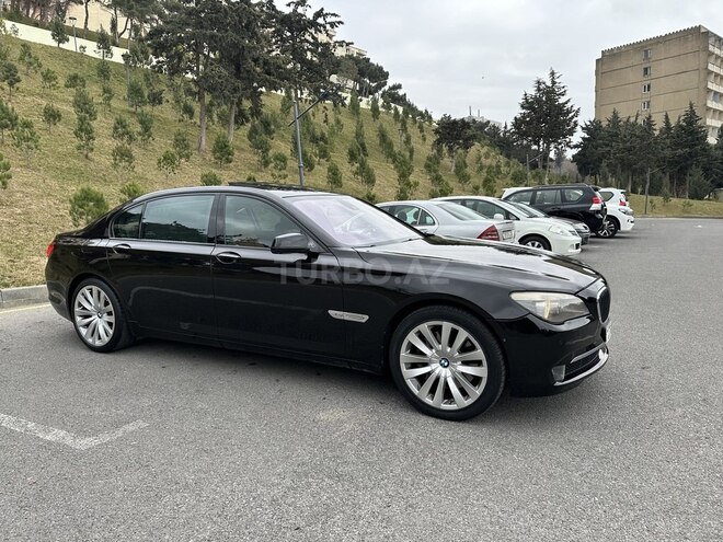 BMW 750 2011, 260,000 km - 4.4 l - Bakı